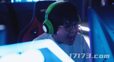 2_gif.gif